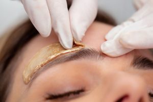 Top Reasons Not to DIY Brow Waxing